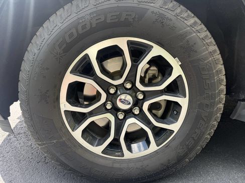 Used 2022 Ford Expedition XLT AWD/4WD image 30