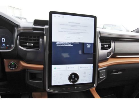 Used 2022 Ford Expedition Platinum image 21