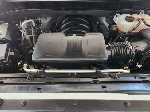 Certified 2025 Chevrolet Silverado 1500 LT image 33