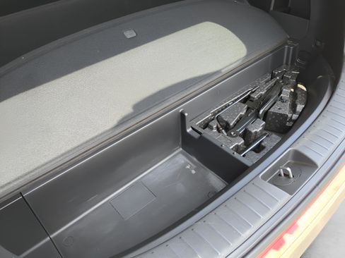 Used 2019 Hyundai Santa Fe SEL FWD image 31