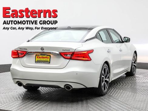 Used 2017 Nissan Maxima Platinum image 5
