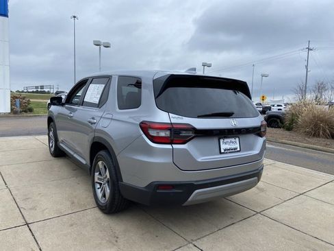 Used 2024 Honda Pilot EX-L image 8