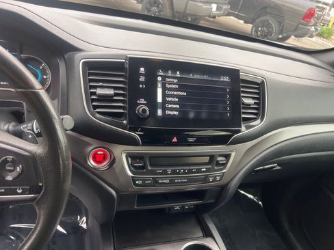 Used 2021 Honda Passport Sport image 16