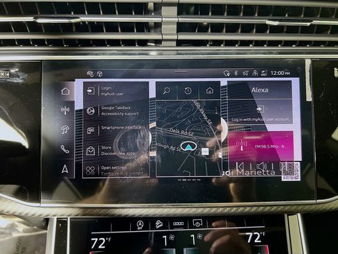 Used 2025 Audi SQ8 Premium Plus AWD/4WD image 15