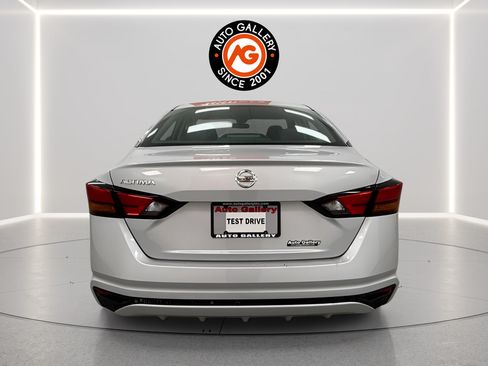 Used 2022 Nissan Altima 2.5 S FWD image 5