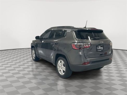 Used 2022 Jeep Compass Latitude image 8