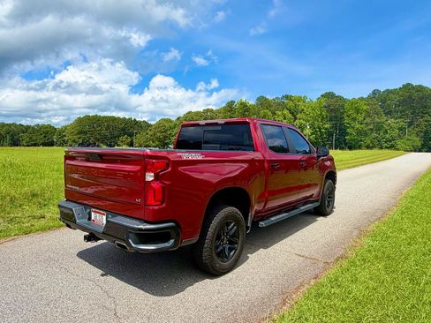 Used 2021 Chevrolet Silverado 1500 LT Trail Boss w/ Convenience Package II AWD/4WD image 6