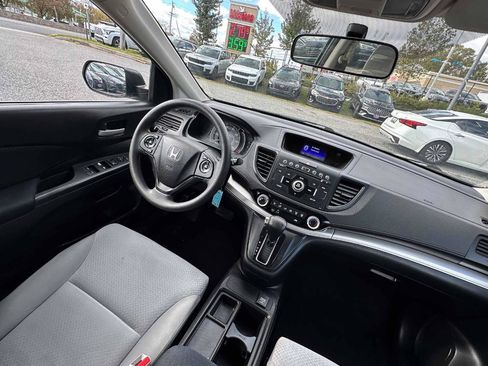 Used 2016 Honda CR-V LX image 16