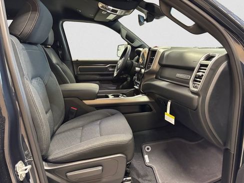New 2026 RAM 1500 Big Horn AWD/4WD image 16