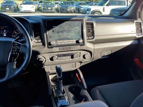 Used 2024 Nissan Frontier PRO-4X w/ Technology Package image 8