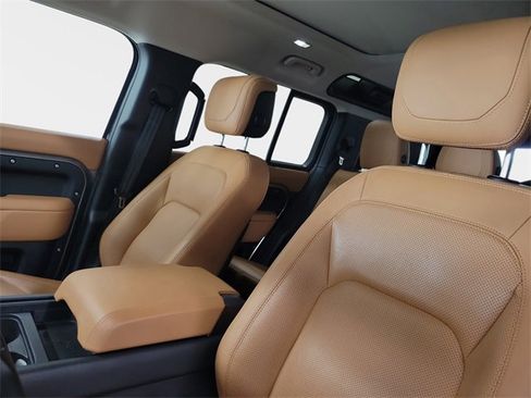 Certified 2024 Land Rover Defender 110 S image 19