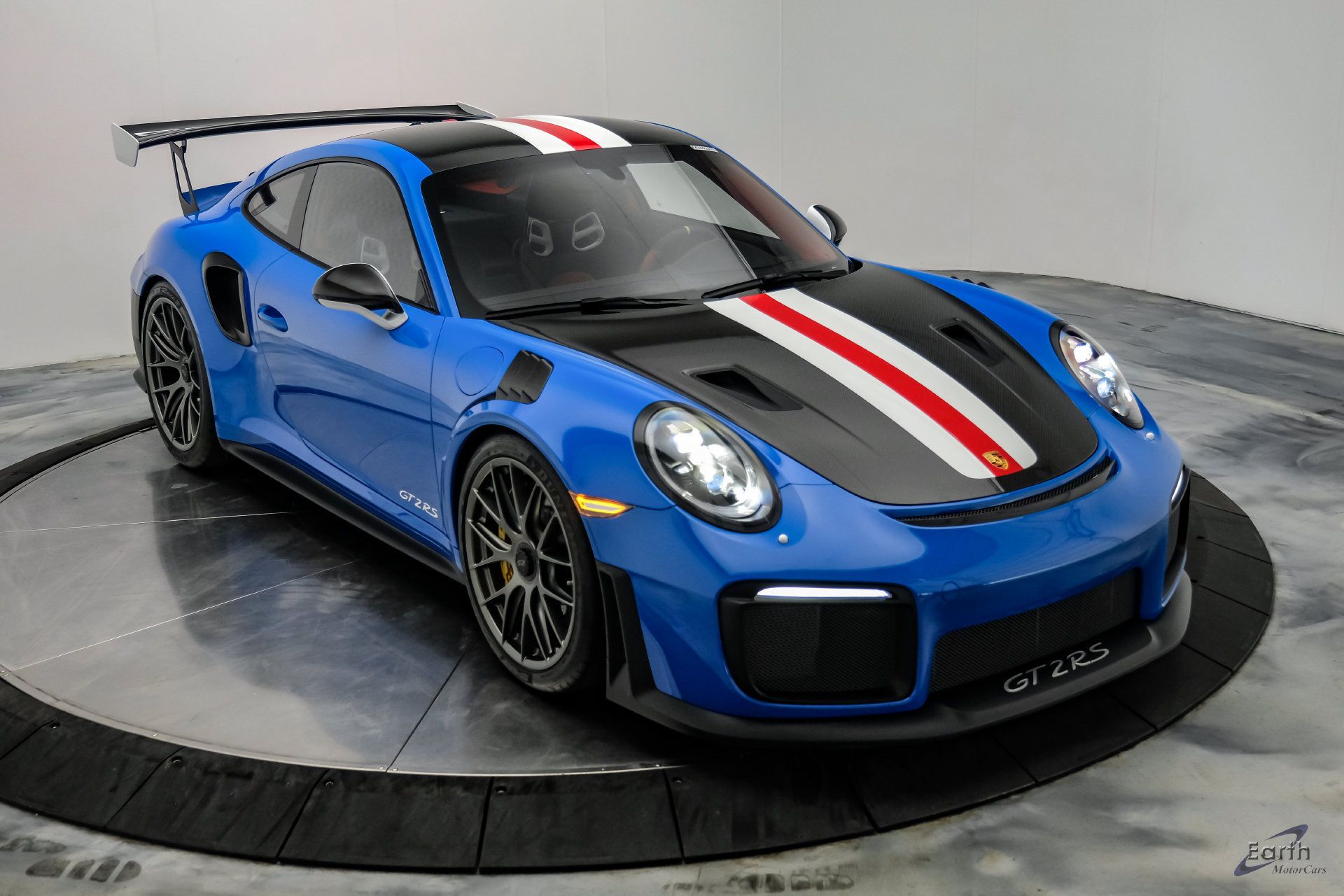 Used 2019 Porsche 911 GT2 RS RWD image 31