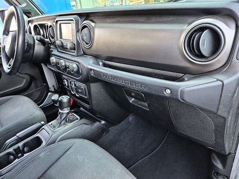 Used 2019 Jeep Wrangler Unlimited Sport S AWD/4WD image 35