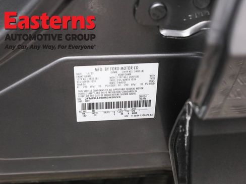 Used 2024 Ford Edge SEL image 34