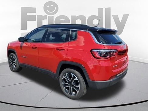Used 2024 Jeep Compass Limited AWD/4WD image 3