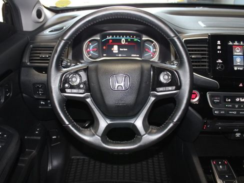Used 2021 Honda Pilot Touring image 15