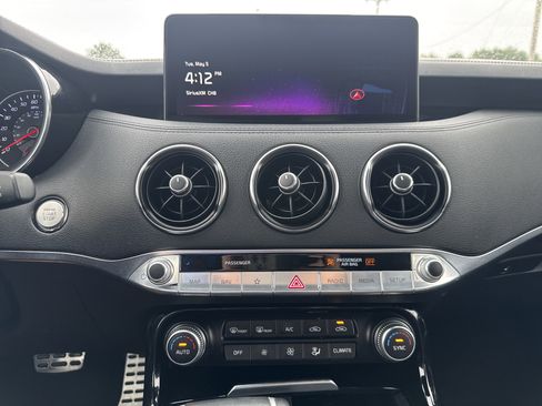 Used 2023 Kia Stinger GT-Line w/ Sun & Sound Package RWD image 12