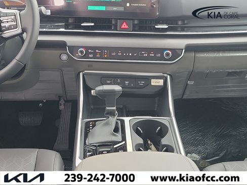 New 2026 Kia Carnival EX FWD image 19
