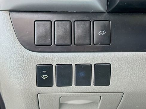 Used 2016 Toyota Highlander XLE AWD/4WD image 10