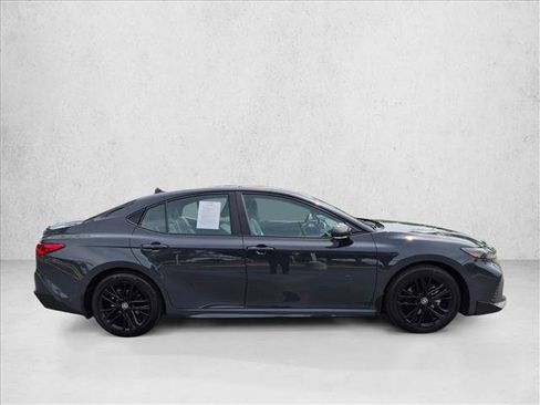 Used 2026 Toyota Camry SE FWD image 4