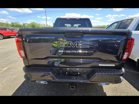 Used 2026 GMC Sierra 1500 Elevation AWD/4WD image 8