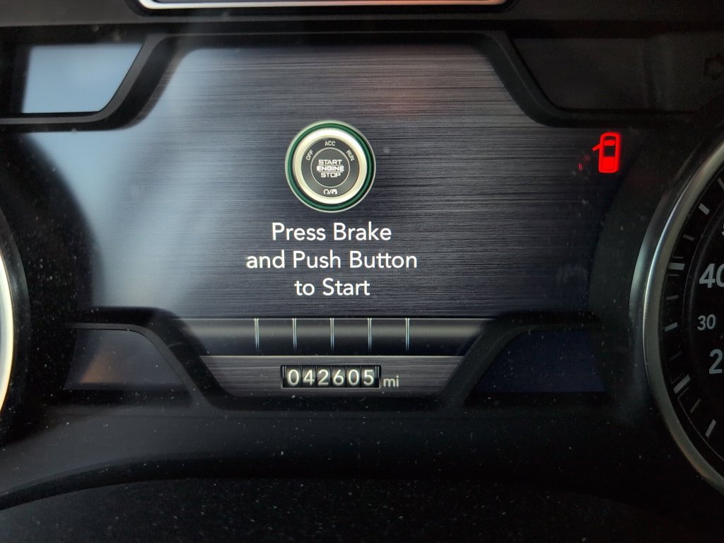 Used 2023 RAM 1500 Big Horn AWD/4WD image 6