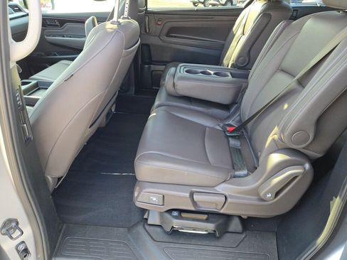 Used 2023 Honda Odyssey Touring image 18