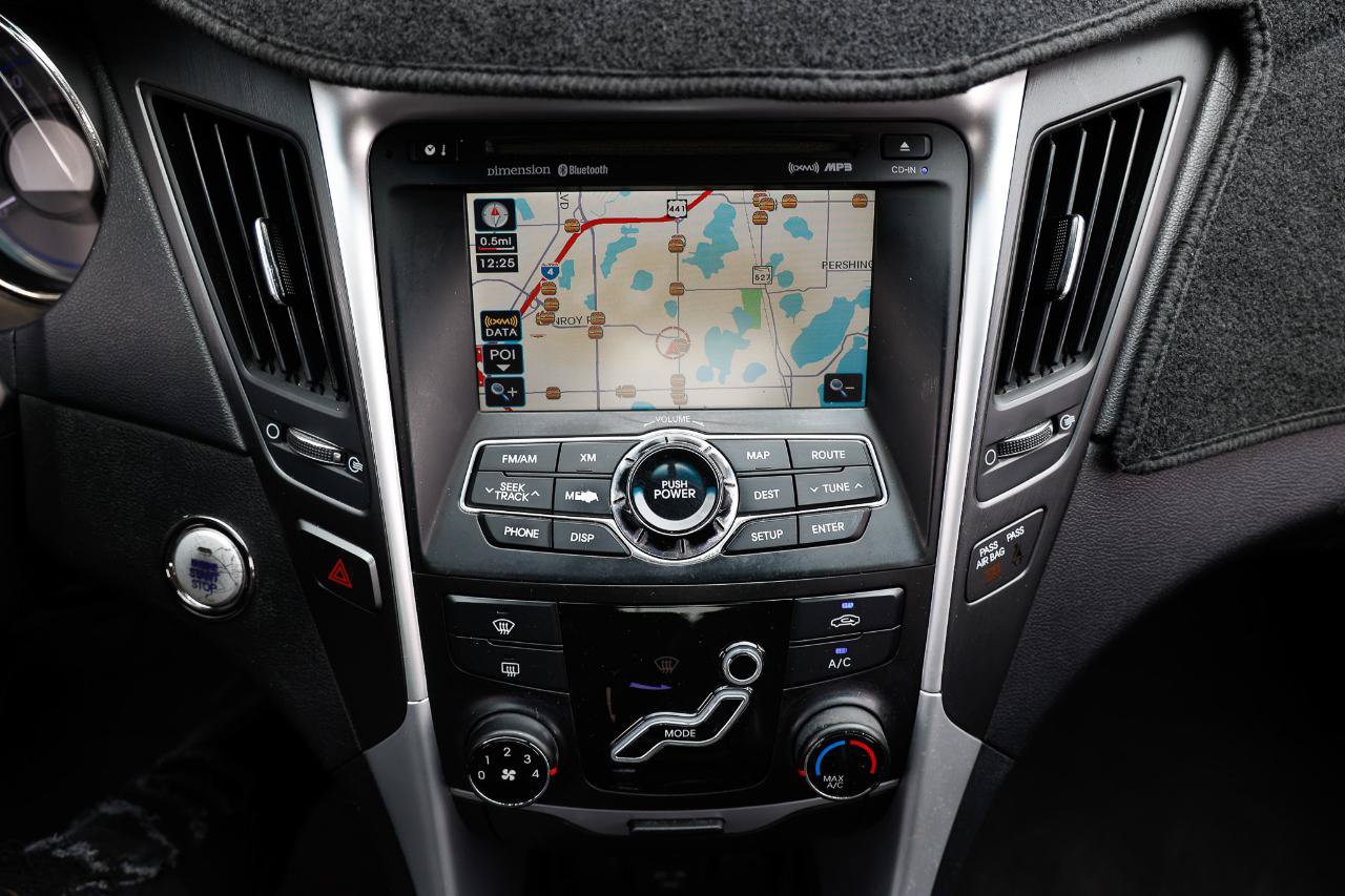 Used 2011 Hyundai Sonata SE w/ Navigation & Sunroof Pkg 4 FWD image 29