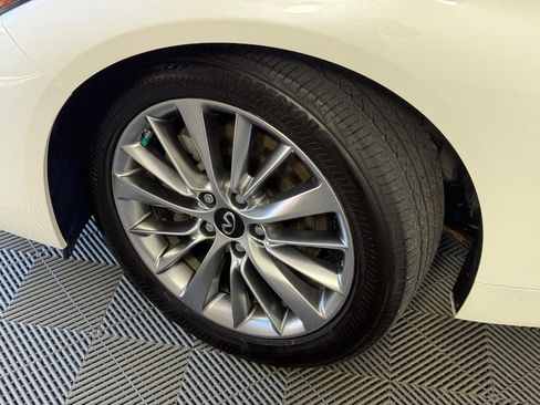 Used 2022 INFINITI Q50 Luxe AWD/4WD image 14