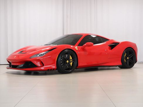 Used 2022 Ferrari F8 Tributo image 1