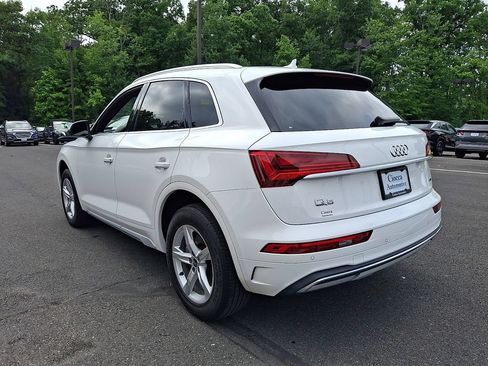 Used 2023 Audi Q5 2.0T Premium w/ Convenience Package AWD/4WD image 4