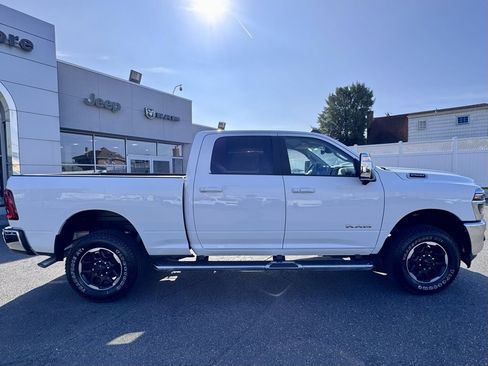 Used 2025 RAM 2500 Laramie w/ Towing Technology Group image 9