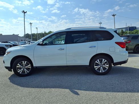 Used 2019 Nissan Pathfinder SL AWD/4WD image 33