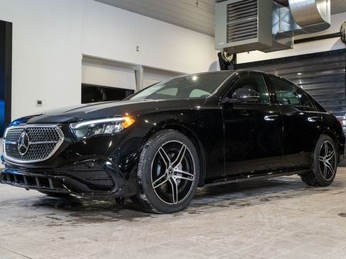 New 2026 Mercedes-Benz E 350 4MATIC Sedan image 3