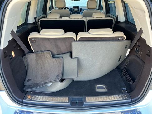 Used 2018 Mercedes-Benz GLS 550 4MATIC image 25
