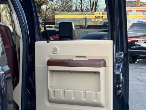 Used 2012 Ford F350 King Ranch w/ King Ranch w/Chrome Pkg image 21