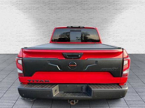Used 2021 Nissan Titan PRO-4X w/ Pro-4x Convenience Package image 8