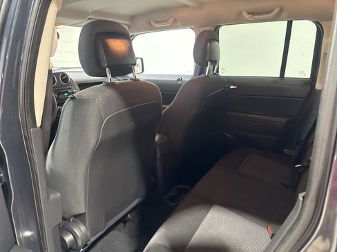 Used 2014 Jeep Patriot Sport w/ Power Value Group FWD image 20