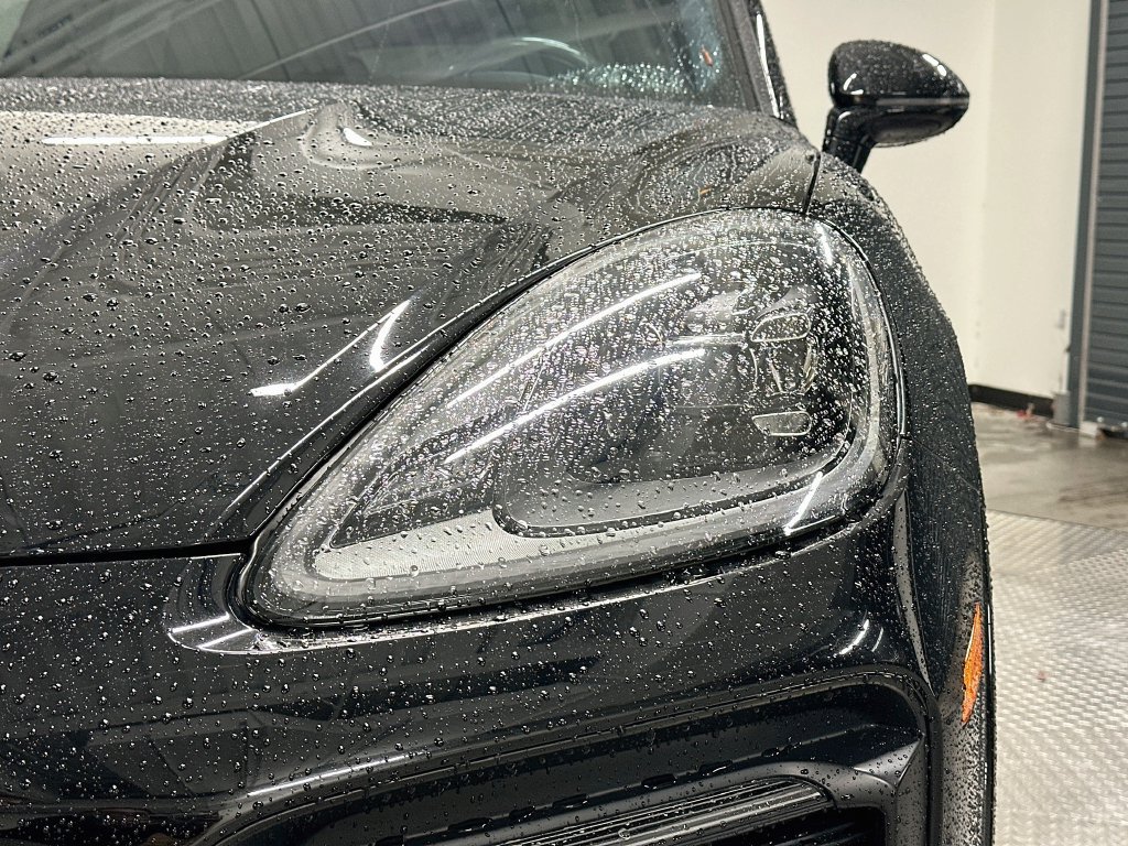 Certified 2021 Porsche Cayenne GTS AWD/4WD image 32