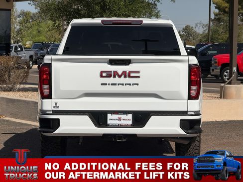 Used 2023 GMC Sierra 1500 Pro w/ Graphite Edition AWD/4WD image 7