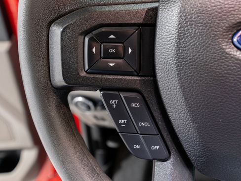 Used 2018 Ford F250 XLT w/ XLT Premium Package image 27