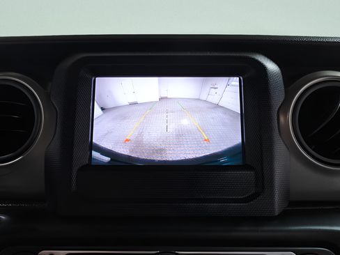 Used 2022 Jeep Wrangler Unlimited Sport AWD/4WD image 17