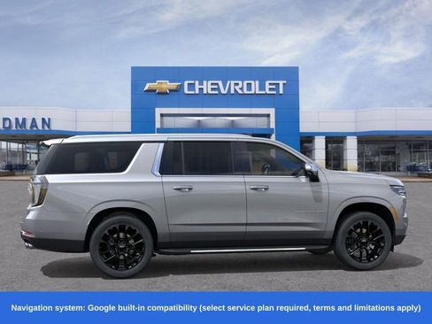 New 2025 Chevrolet Suburban Premier image 6