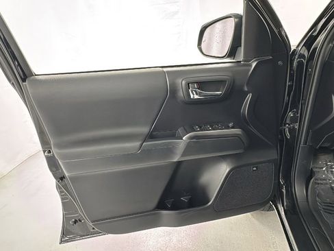 Used 2019 Toyota Tacoma TRD Pro image 17