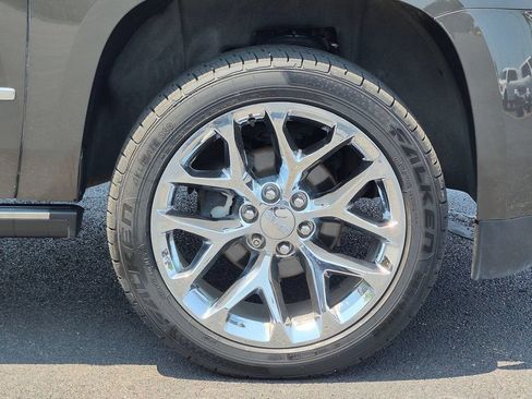 Used 2019 GMC Yukon XL Denali w/ Denali Ultimate Package AWD/4WD image 36