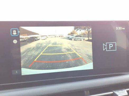 Certified 2025 Hyundai Tucson SE image 9