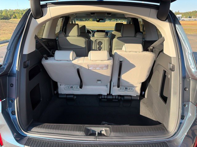 New 2027 Honda Odyssey Touring image 14