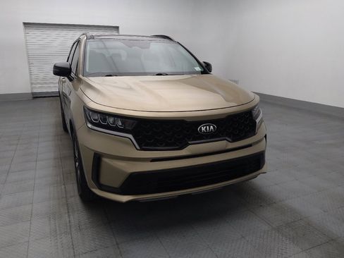 Used 2021 Kia Sorento S w/ Panoramic Sunroof Package FWD image 14