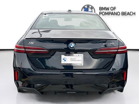 New 2026 BMW i5 eDrive40 w/ M Sport Package image 5