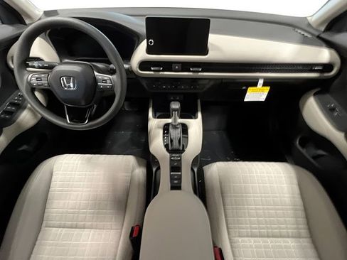 New 2027 Honda HR-V LX image 16